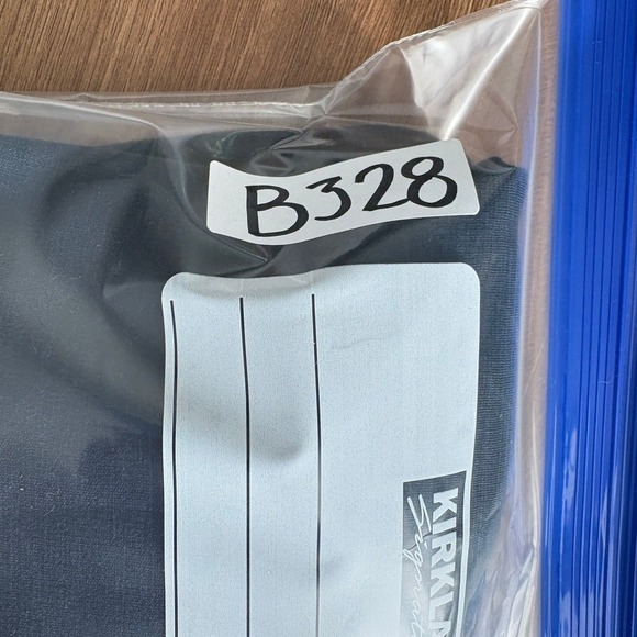 KUHL Mens Merino Wool 1/4 Zip Pullover Sweater Size M Navy Brown Stripe - Picture 7 of 7